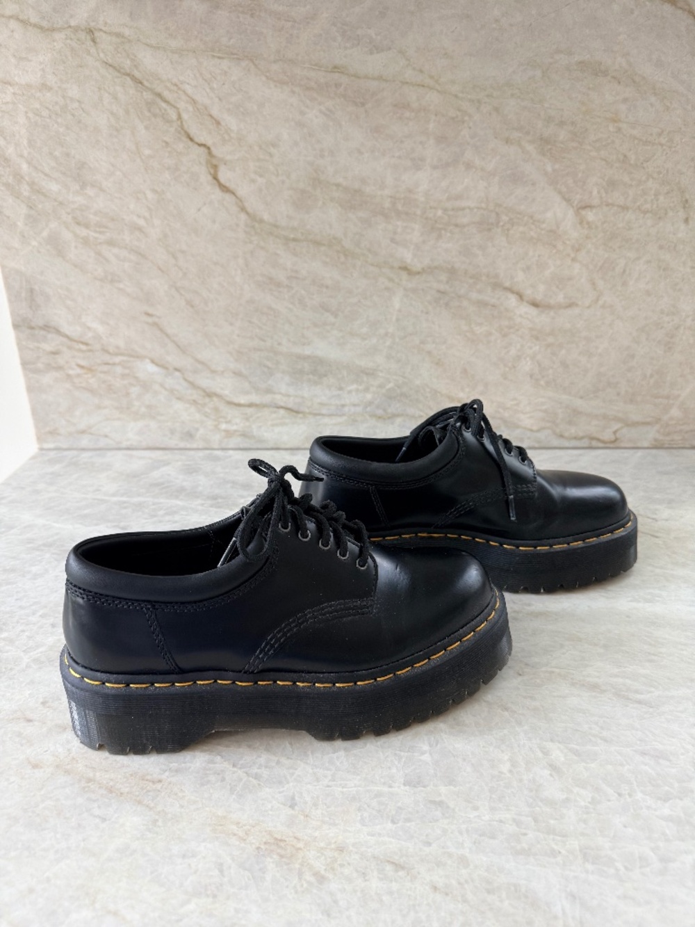 Dr Martens Doc 8053 Casual platform leather shoe - Picture 2 of 5
